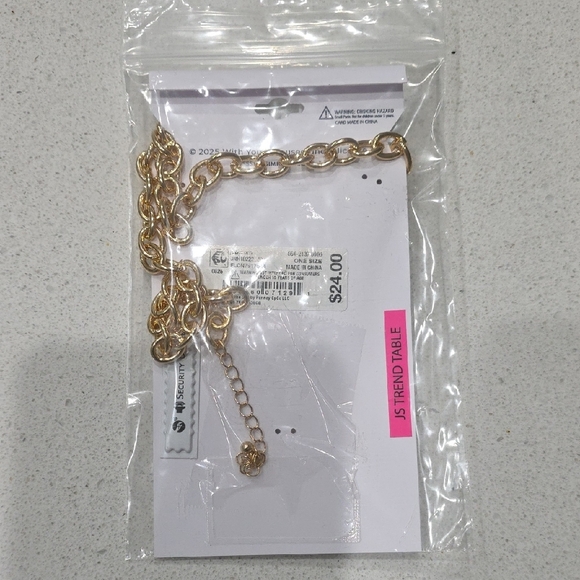 Jessica Simpson Gold Leopard Heart Pendant Necklace - Picture 7 of 7